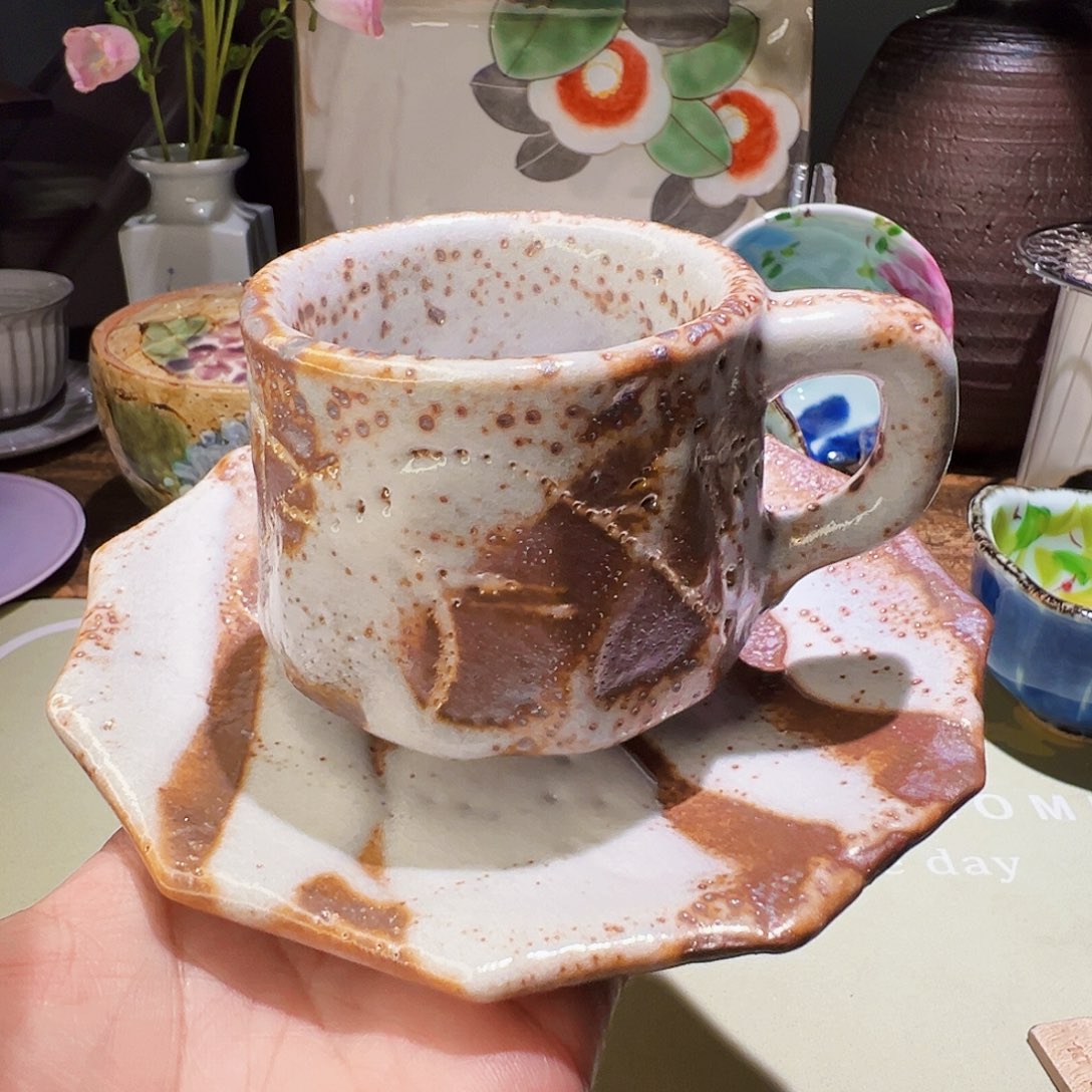 咖啡杯和茶杯也要搭配咖啡吧