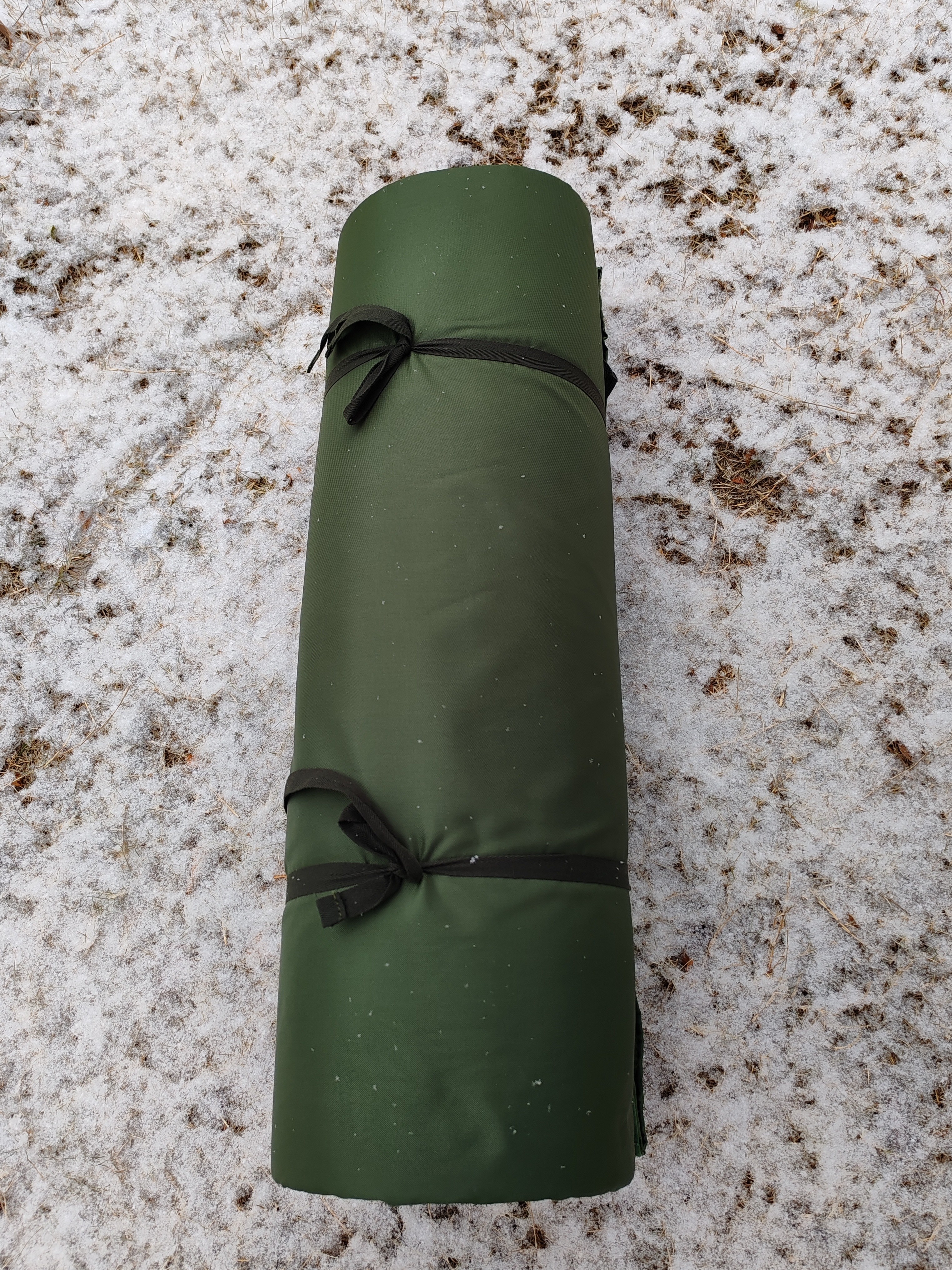 户外露营防潮隔湿耐磨抗撕裂便携睡垫