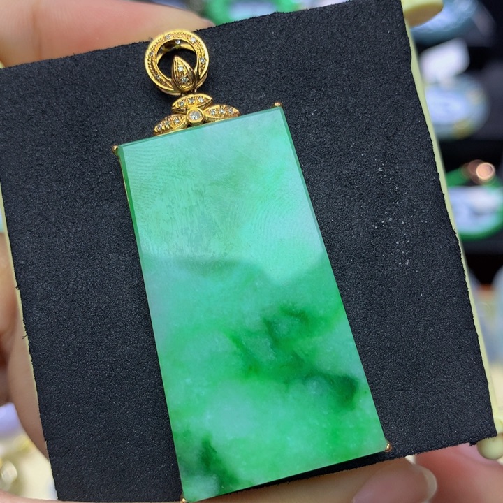 翡翠手链18K金镶嵌翡翠