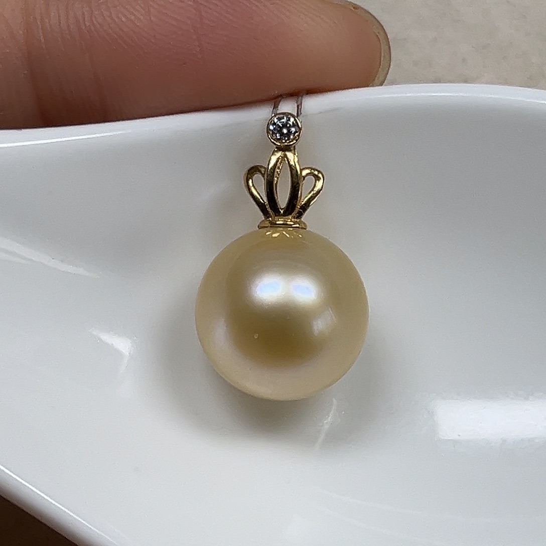 海水珍珠颈饰18K金镶嵌12.4mm