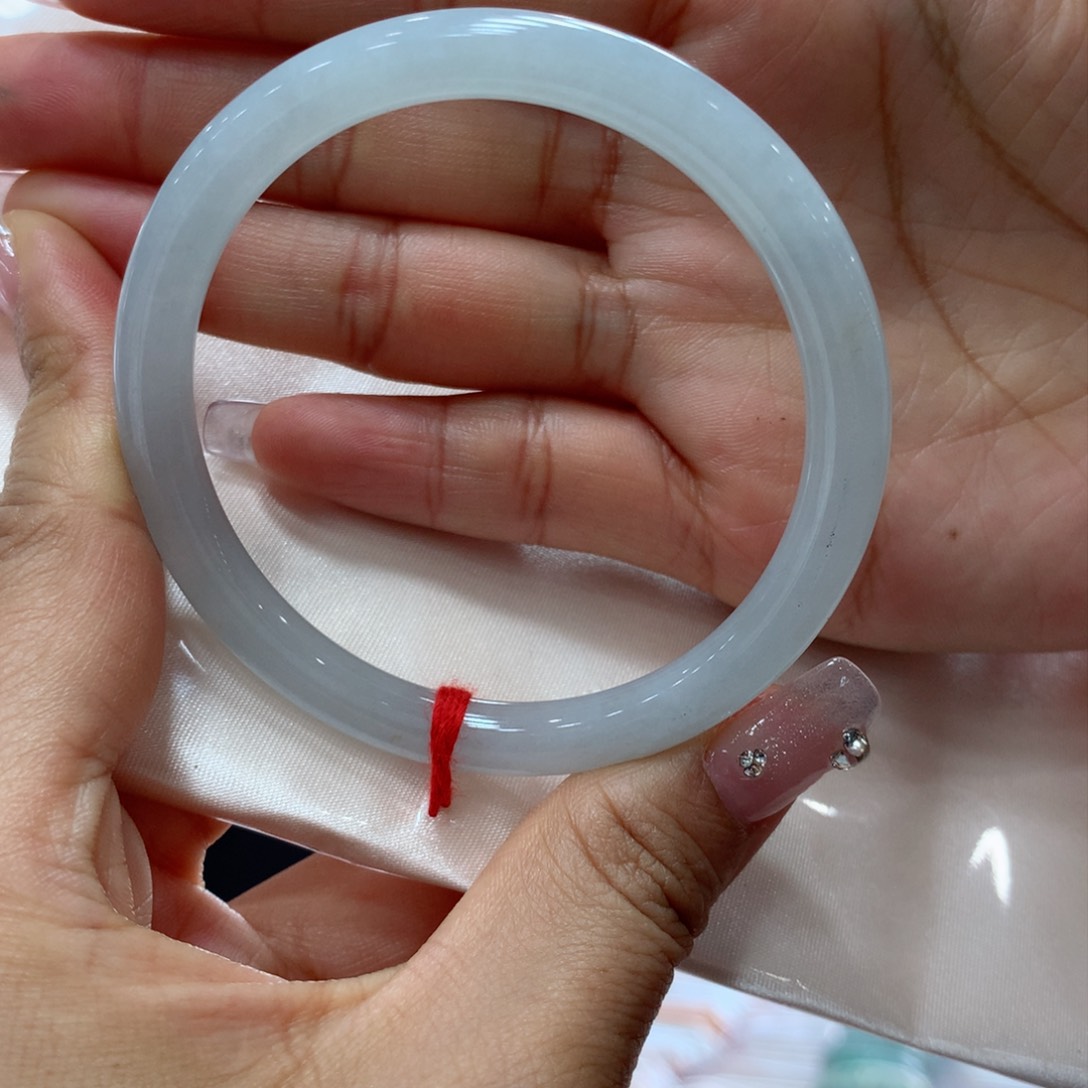 翡翠手镯未镶嵌买断