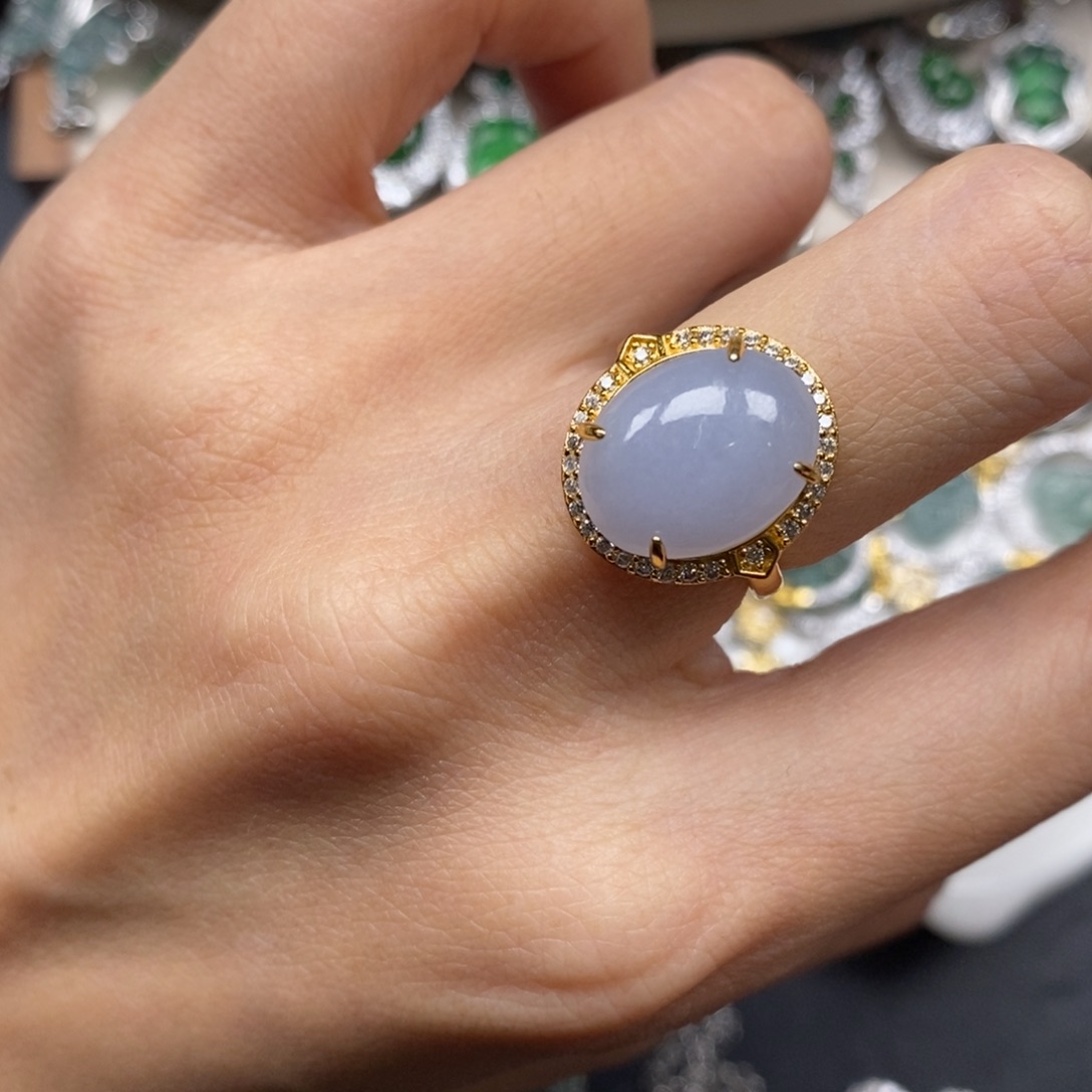 翡翠颈饰未镶嵌M***a翡翠