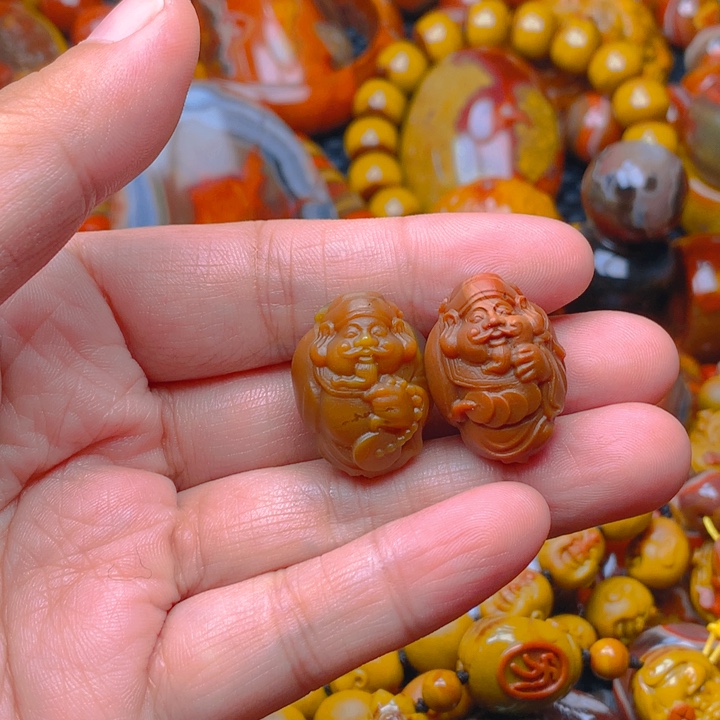 琴***姐玛瑙/玉髓未镶嵌吊坠项链