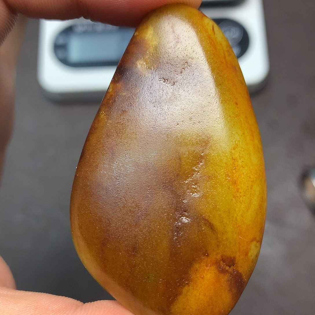 和田玉（糖玉）未镶嵌挂件