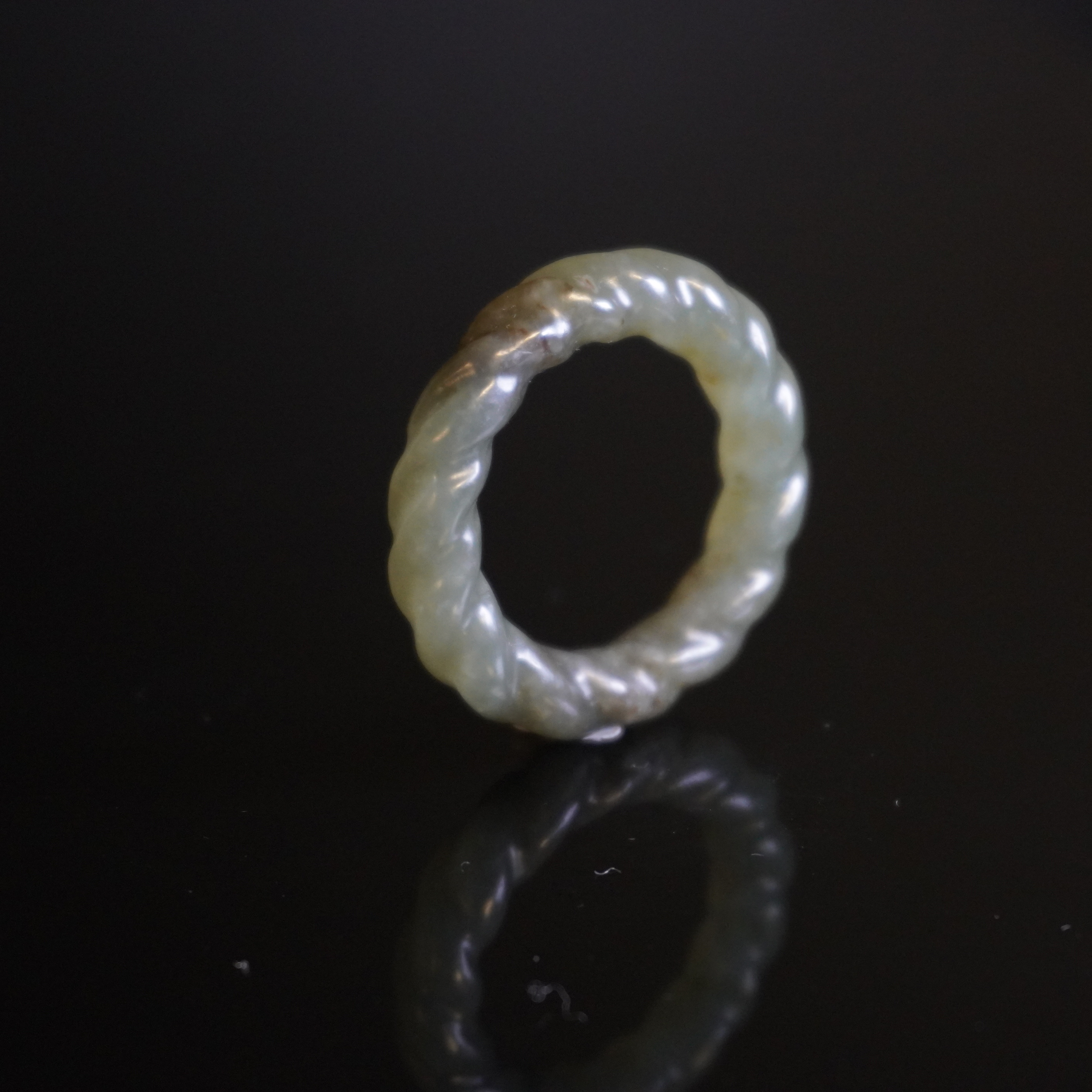 清晚期和田玉绞丝环/HY011655/金玉良缘/槐荫山房