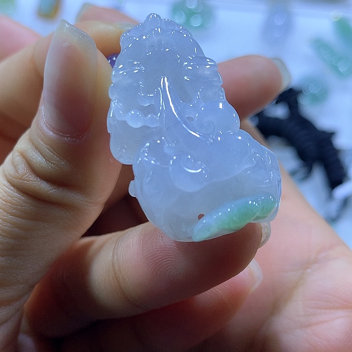 翡翠颈饰未镶嵌天然翡翠A货吊坠