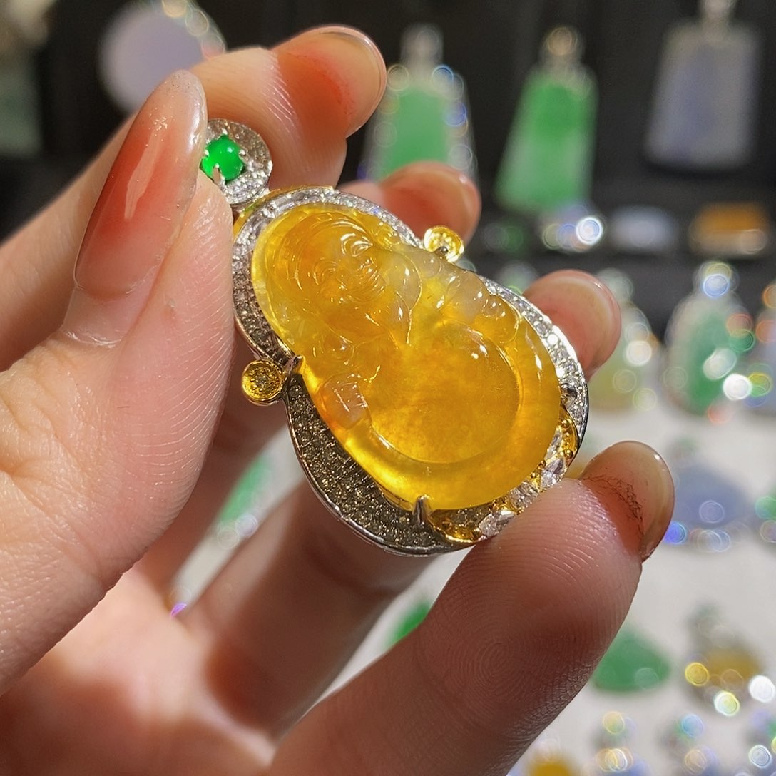 翡翠颈饰银S925镶嵌天然翡翠