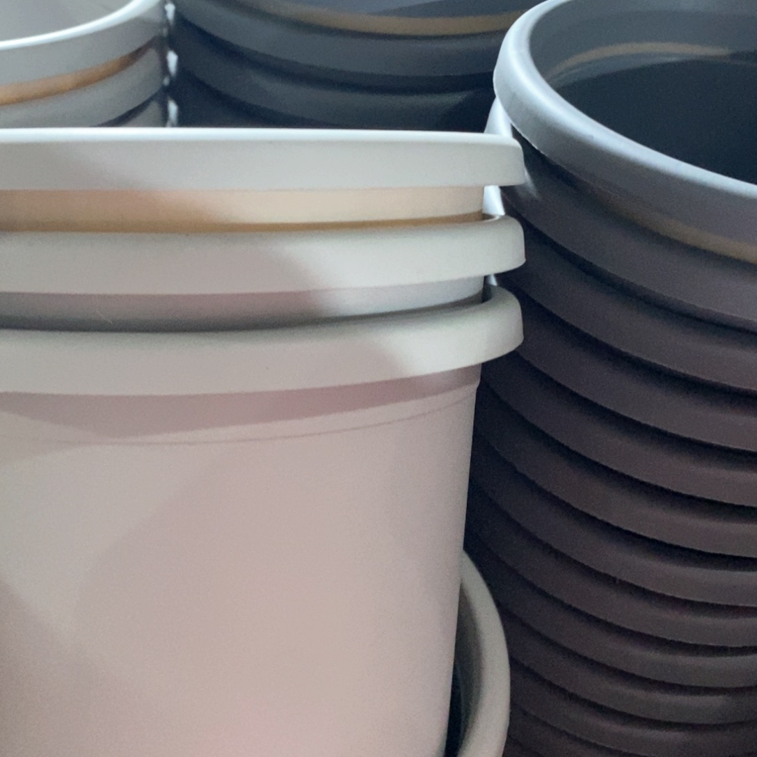 树脂四季盆3#带拖灰白10瑕