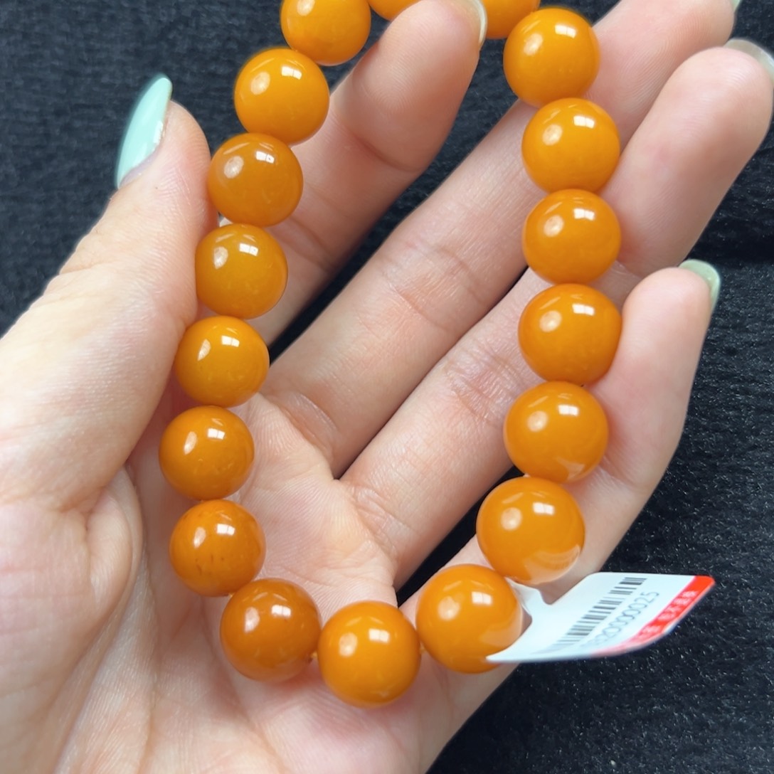 未镶嵌琥珀珠宝奇石