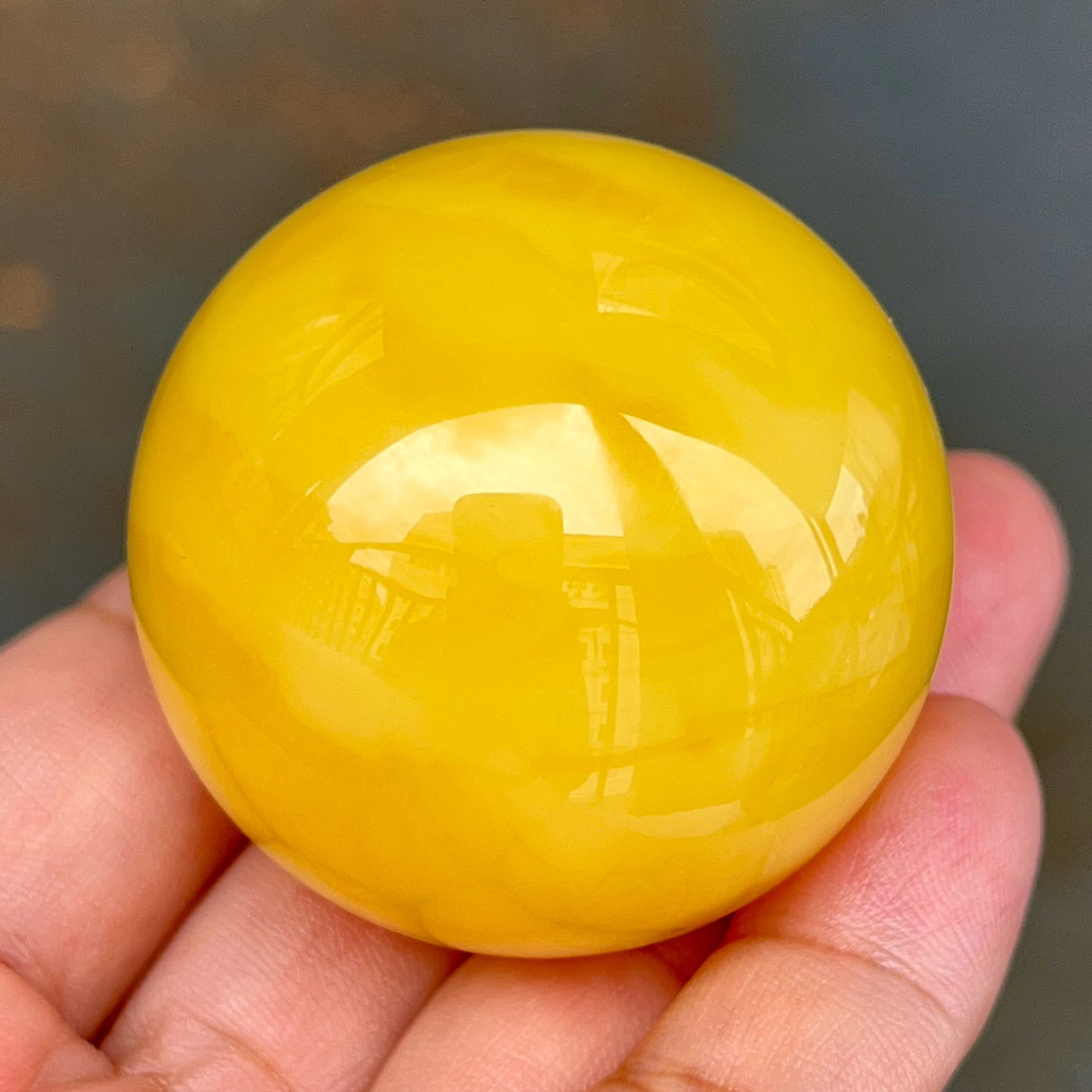 42+焦皮料浓蜡鸡油黄珠子