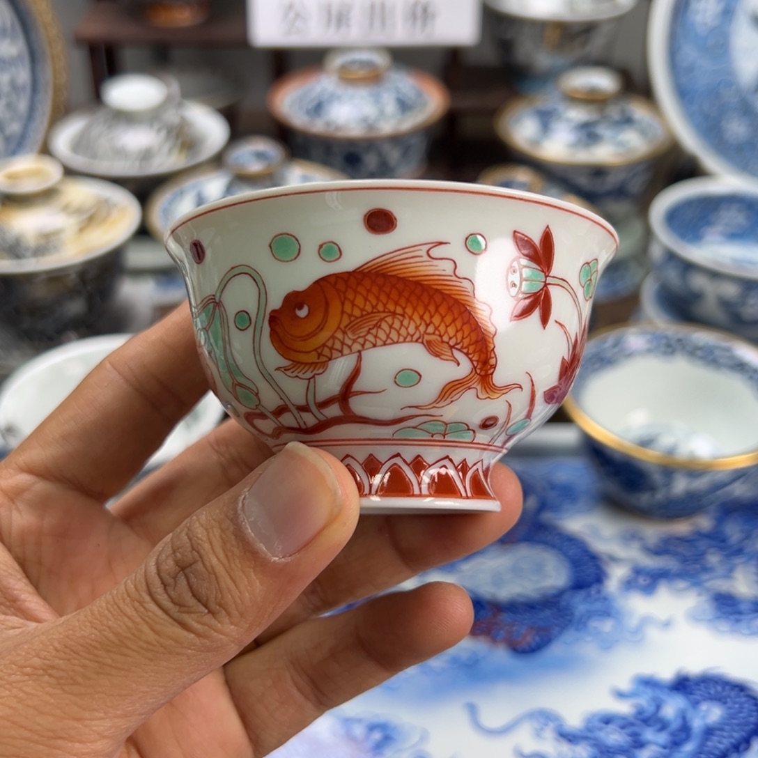蕾****景德镇手工手绘陶瓷