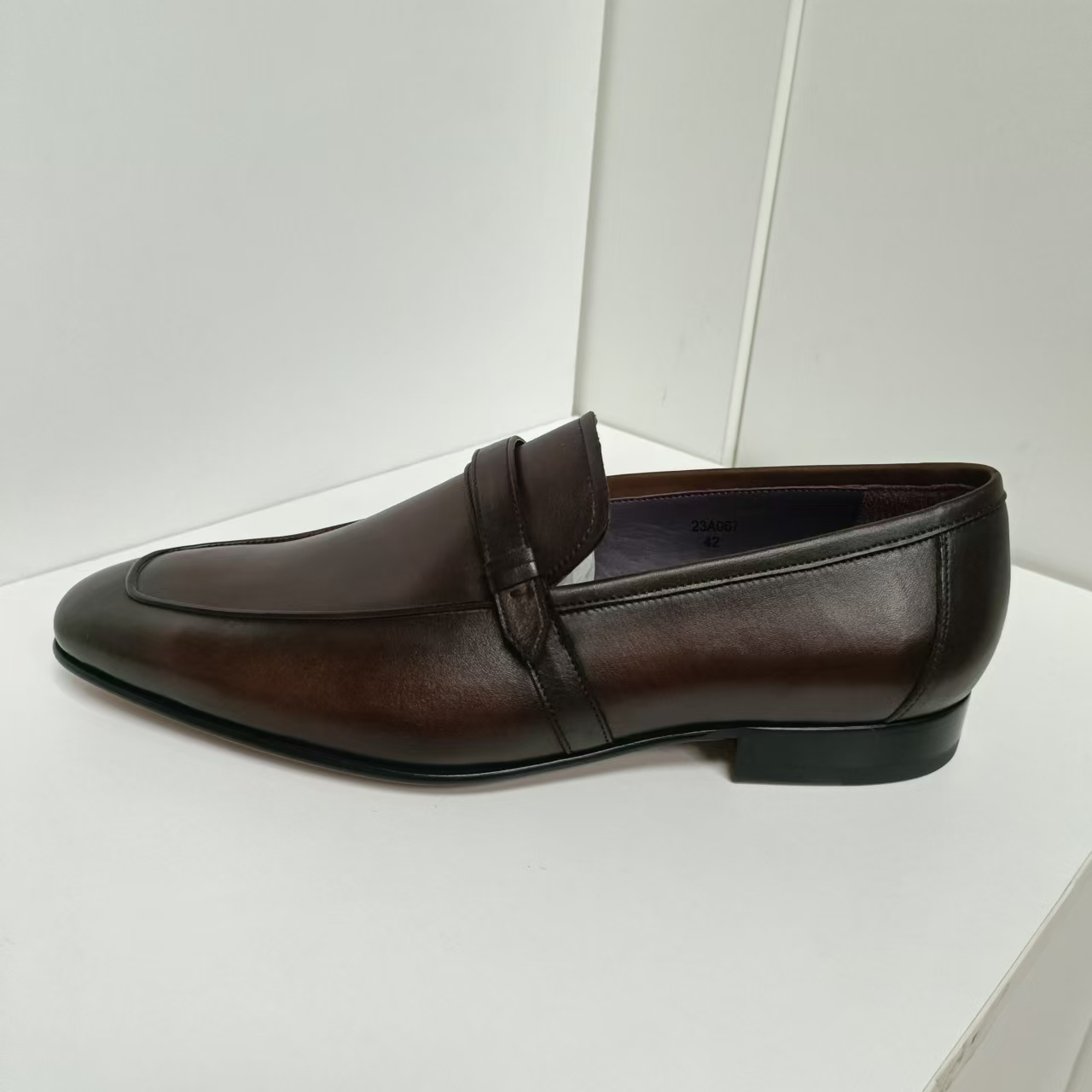 399！【备注款式颜色】时尚百搭休闲潮流舒适透气英伦风男士皮鞋