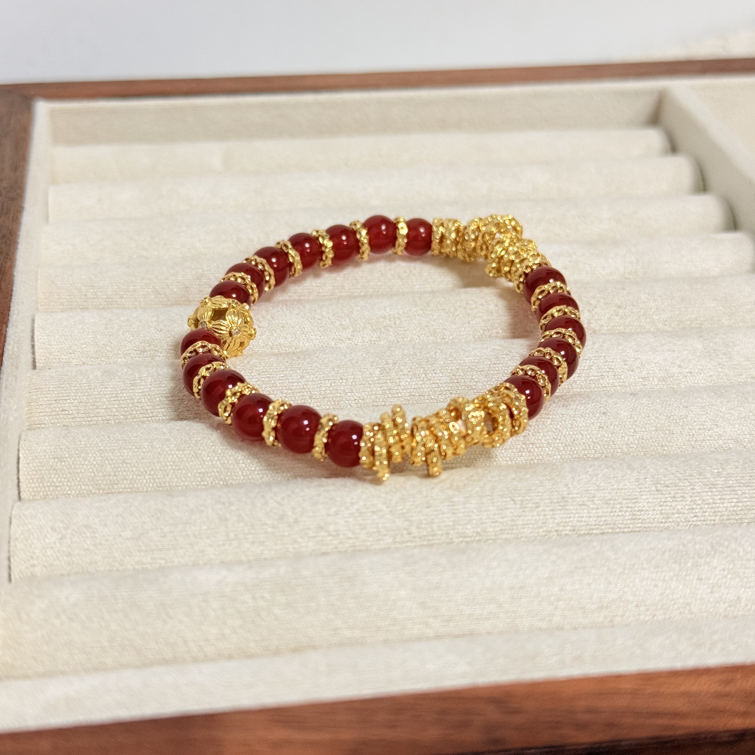 2025年新款红玛瑙盘缠多样性发其一