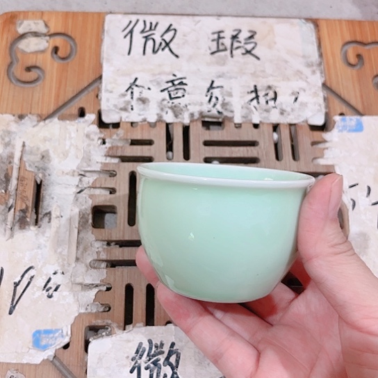微瑕介意的勿拍，喜欢再下单，谢谢支持