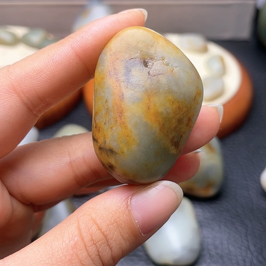 和田玉颈饰未镶嵌10