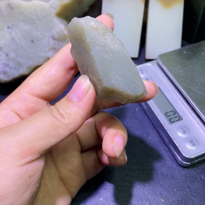 未镶嵌和田玉珠宝半成品