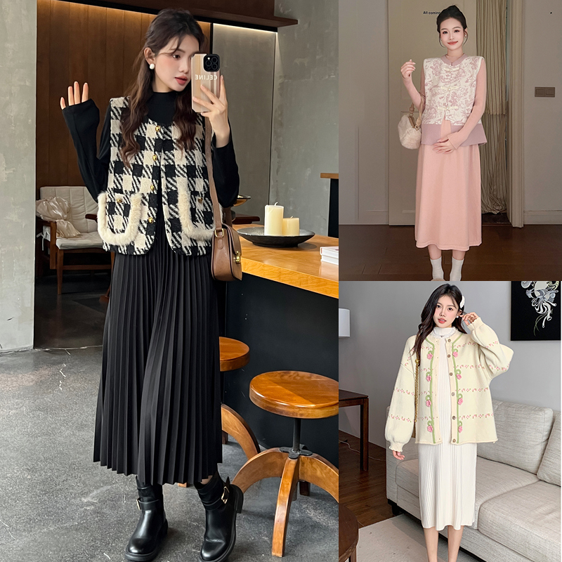800-950【衣架编码】孕妇秋冬季新款针织连衣裙法式时尚气质大码裙