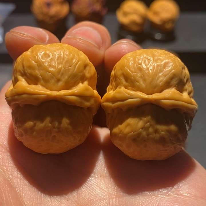 文玩核桃把件33尺小坦克