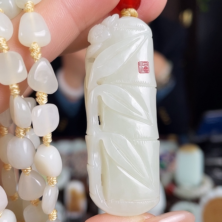 和田玉未镶嵌颈饰定制发货