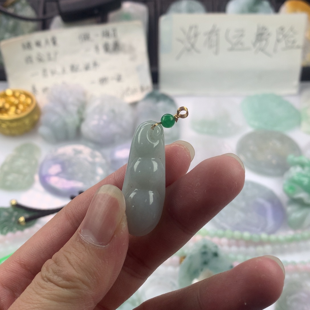 翡翠颈饰未镶嵌－