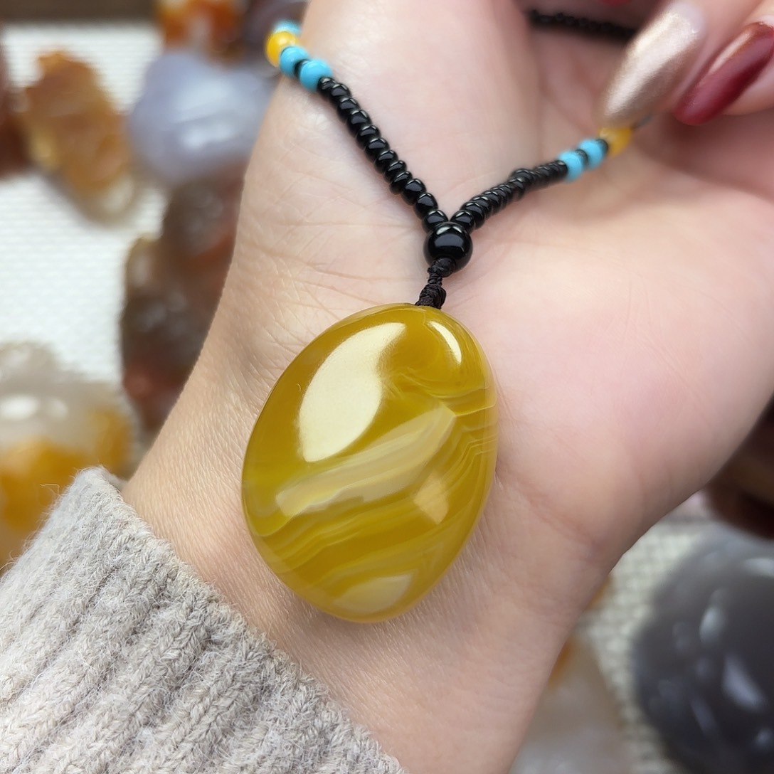 玛瑙/玉髓挂件未镶嵌