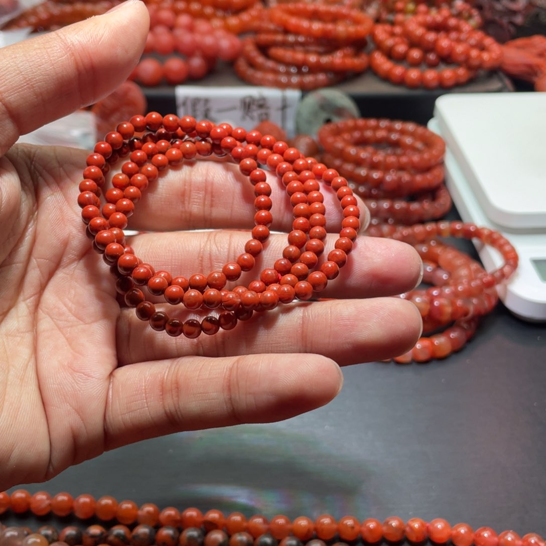南红玛瑙手链未镶嵌