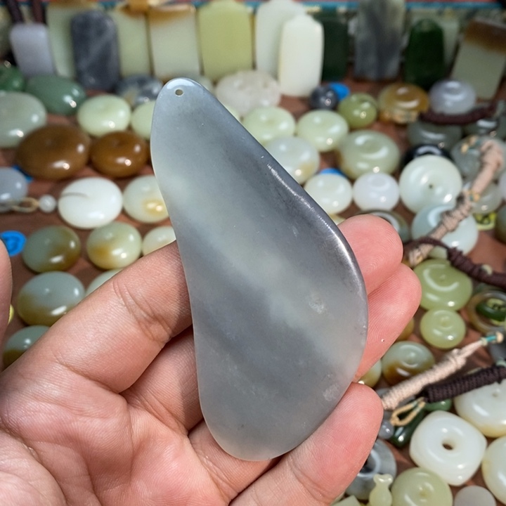 和田玉未镶嵌吊坠(不含链)