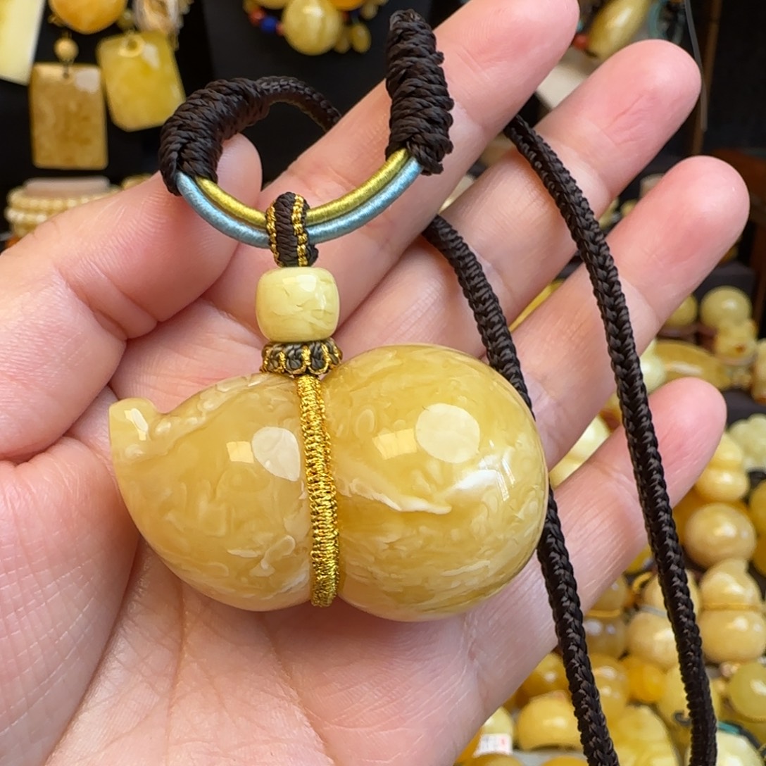 琥珀未镶嵌套链天然俄料蜜蜡葫芦吊坠