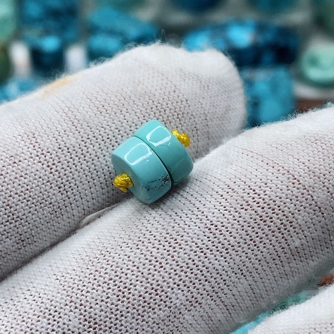 绿松石未镶嵌原矿绿松石