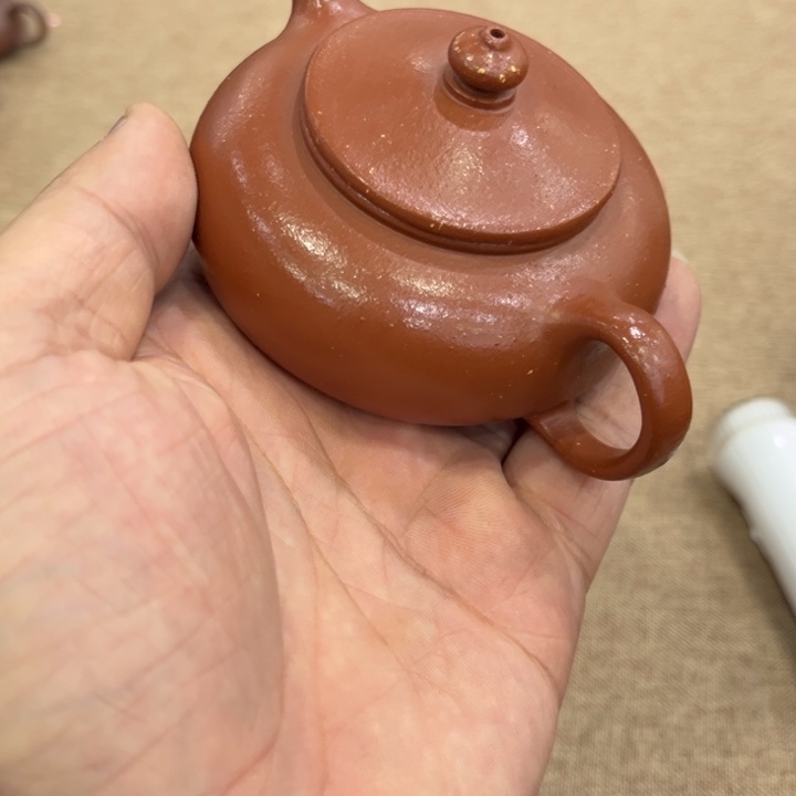 紫砂茶壶紫砂的味道很好闻啊好