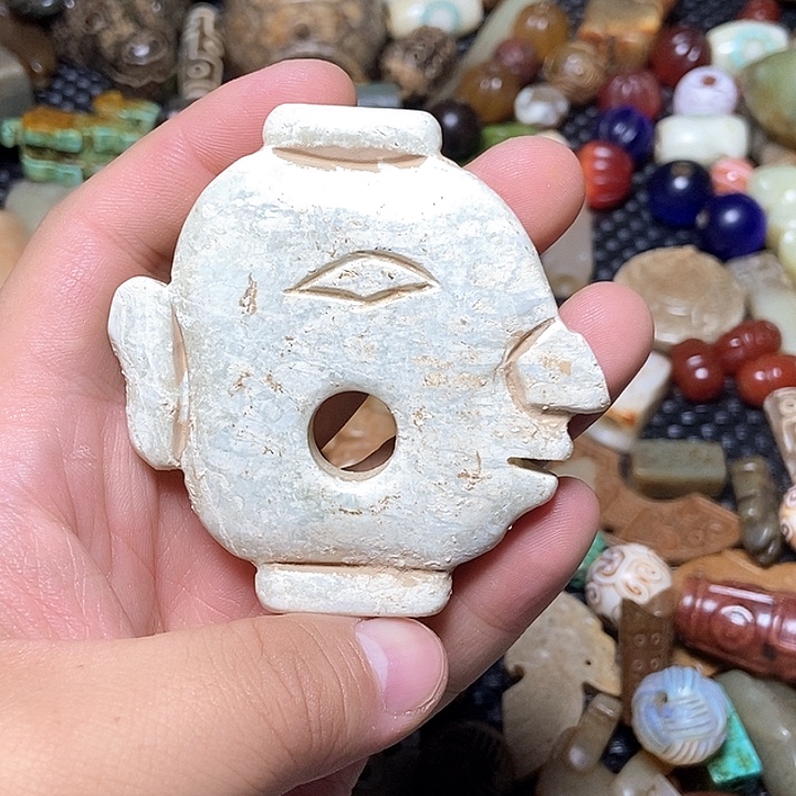 和田玉未镶嵌颈饰165