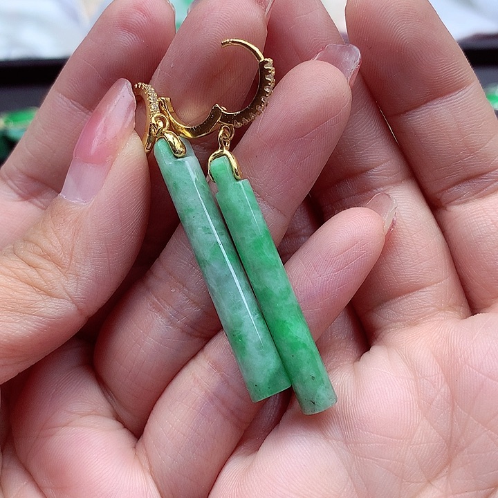 翡翠颈饰银S925镶嵌翡翠