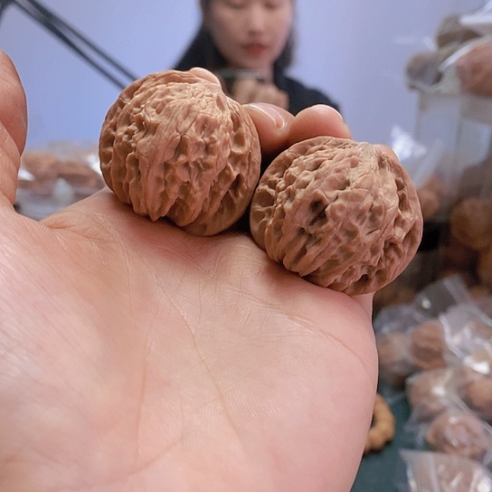 【闪购商品】把件文玩核桃38磨盘