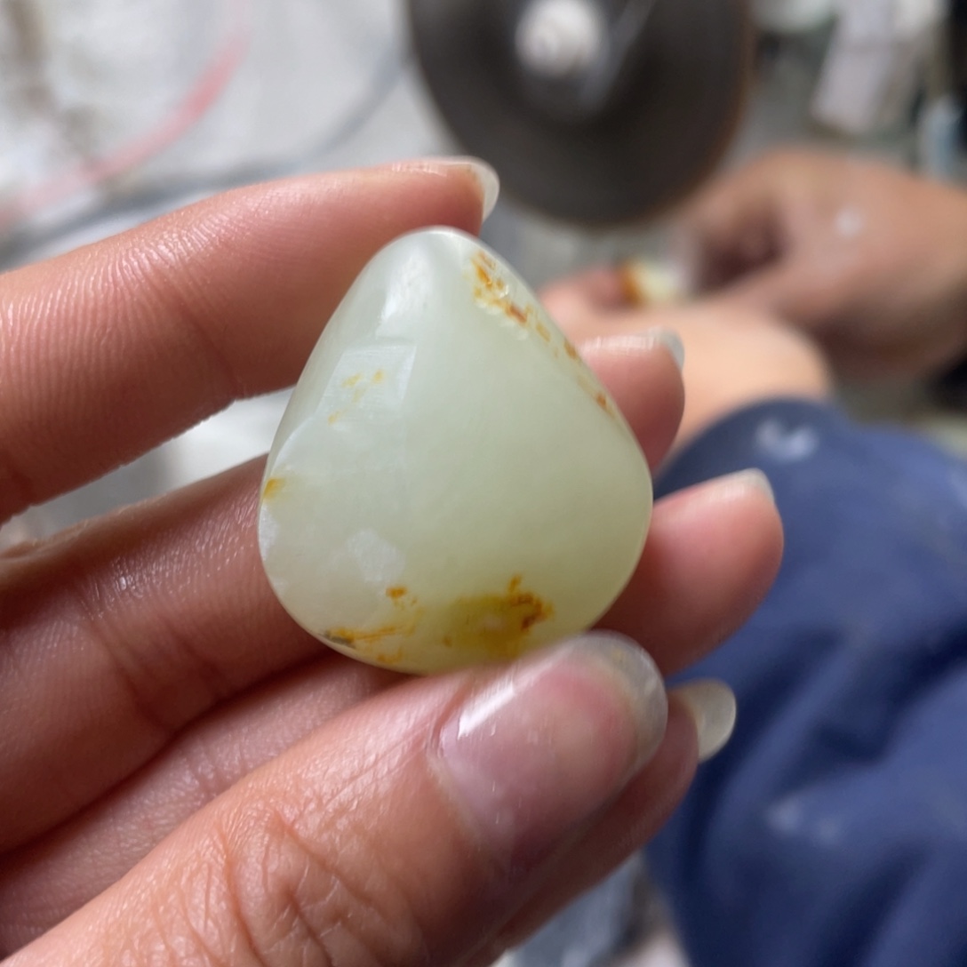 定制和田玉吊坠未镶嵌一***汉