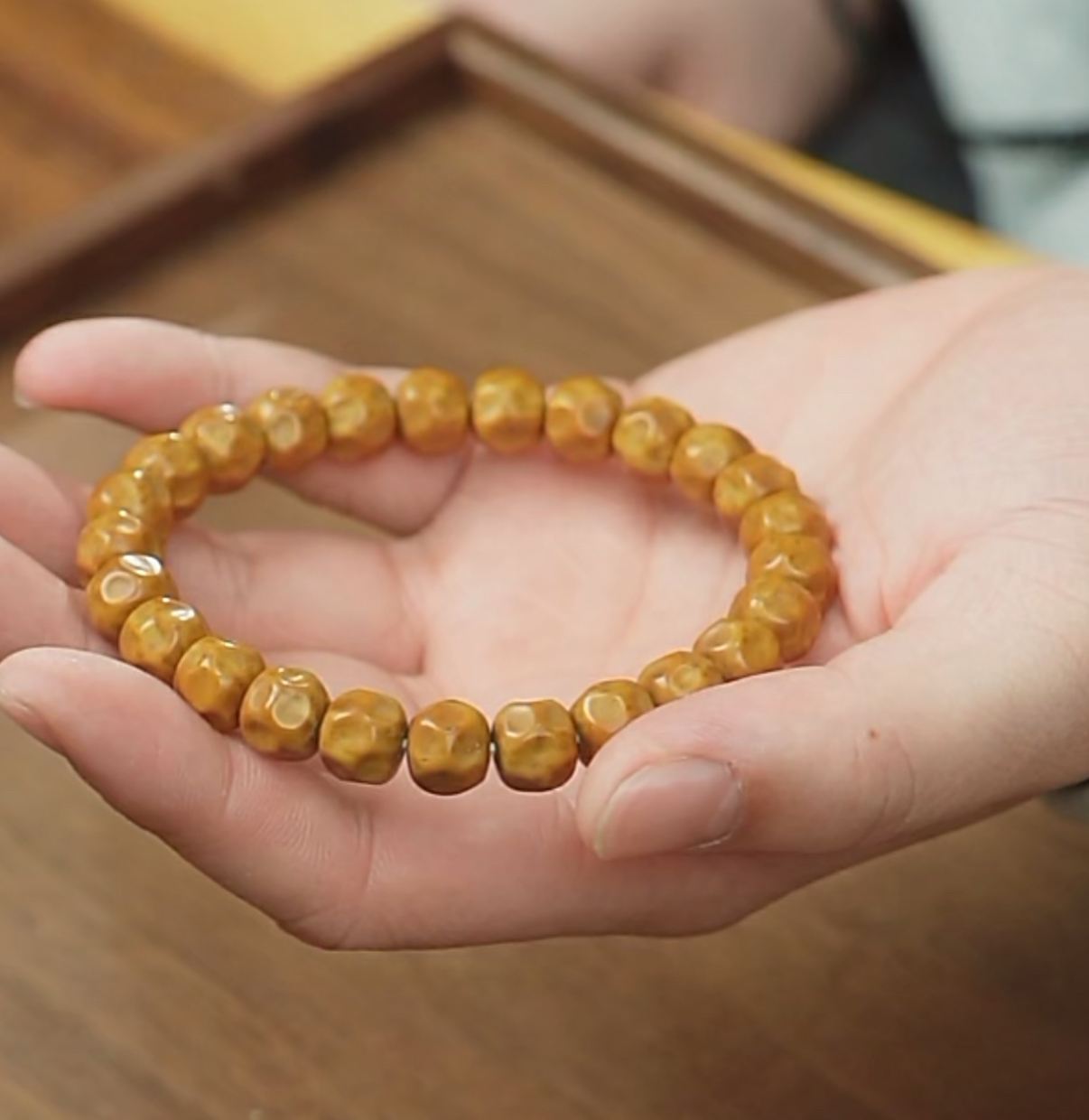 毕业精工纯手工雕刻实心无相手串9+8