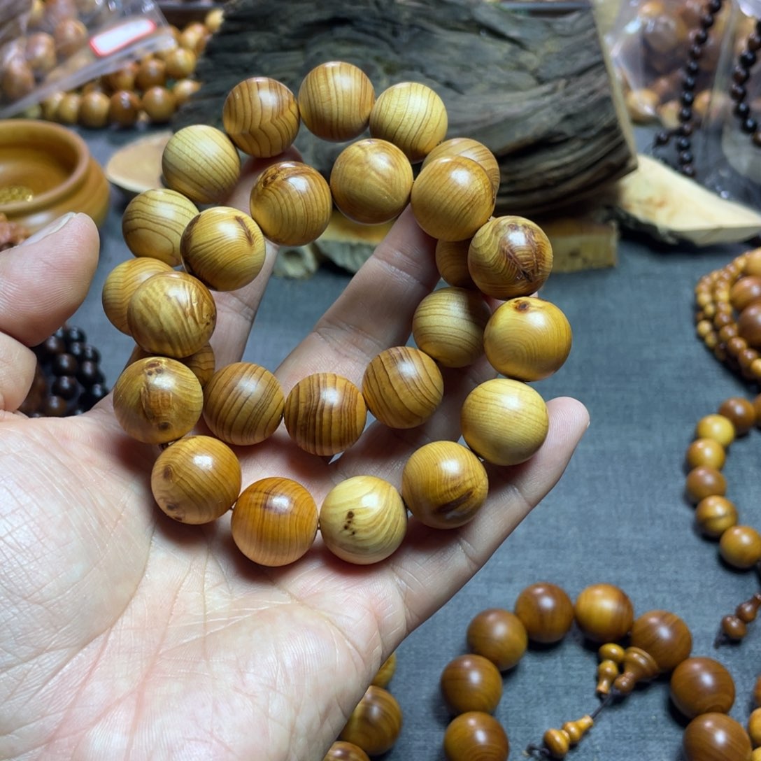 张***^柏木（崖柏）太行1.8两条