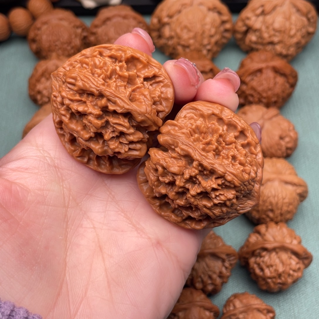 文玩核桃把件满天星42.5