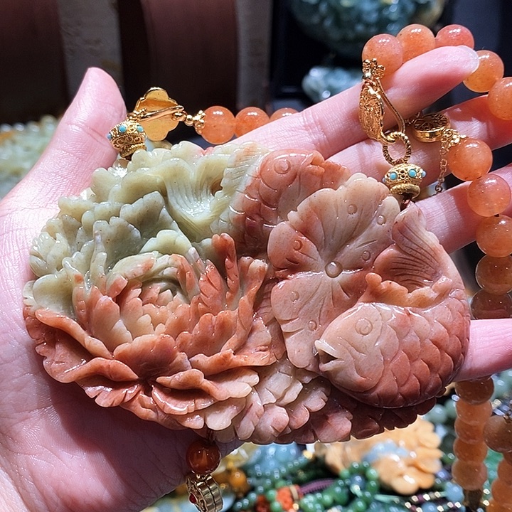 岫玉未镶嵌毛衣链泓****ì