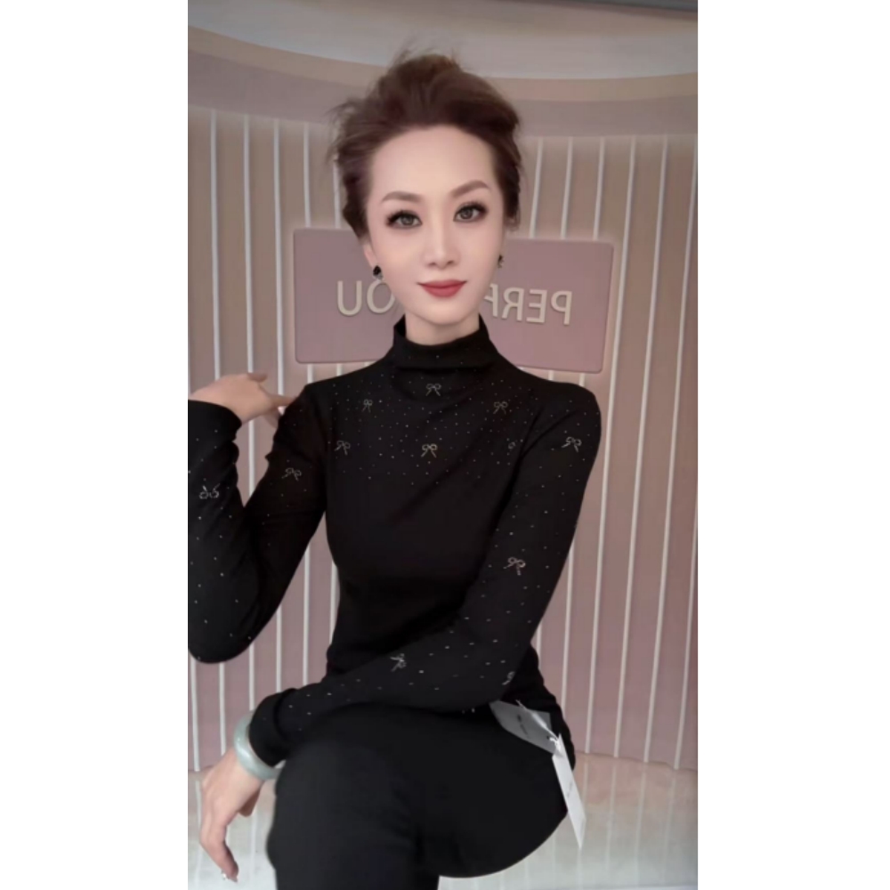 高领蝴蝶结烫钻长袖T恤女2025年冬季新款时尚洋气纯色百搭小衫潮