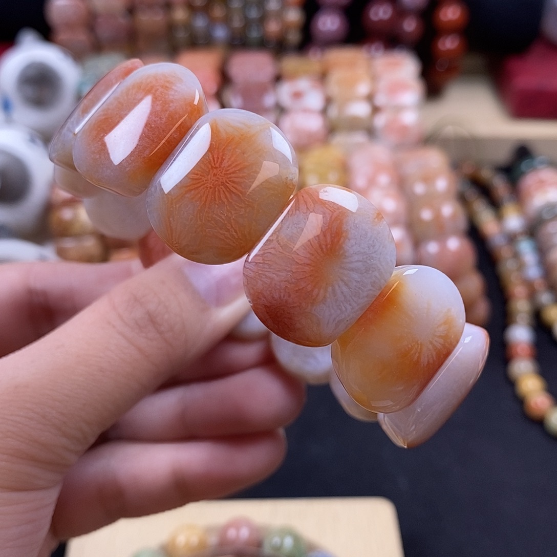 硅化珊瑚（珊瑚玉）未镶嵌手牌 双十一破价 向日葵 20