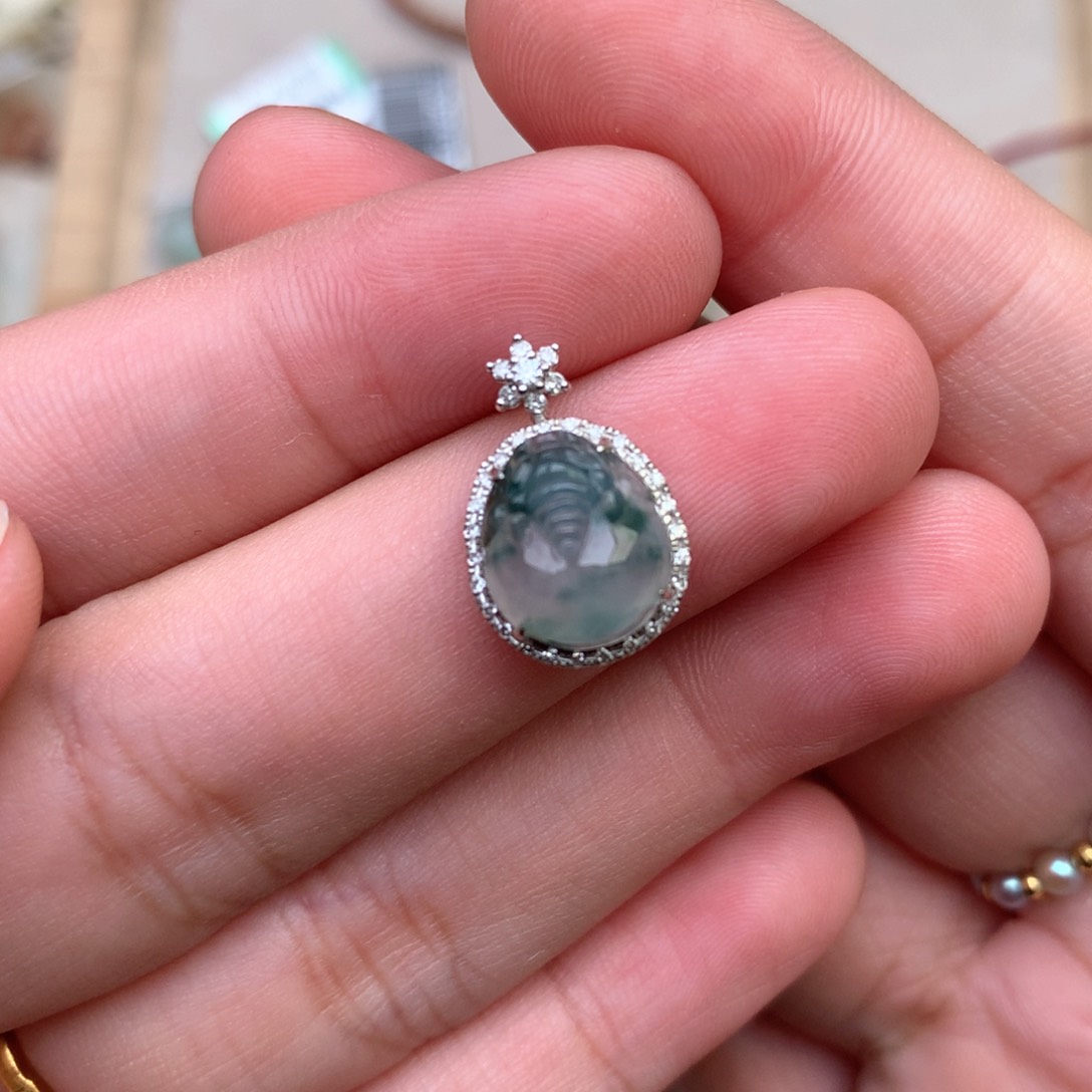 【闪购商品】18K金镶嵌挂件翡翠一