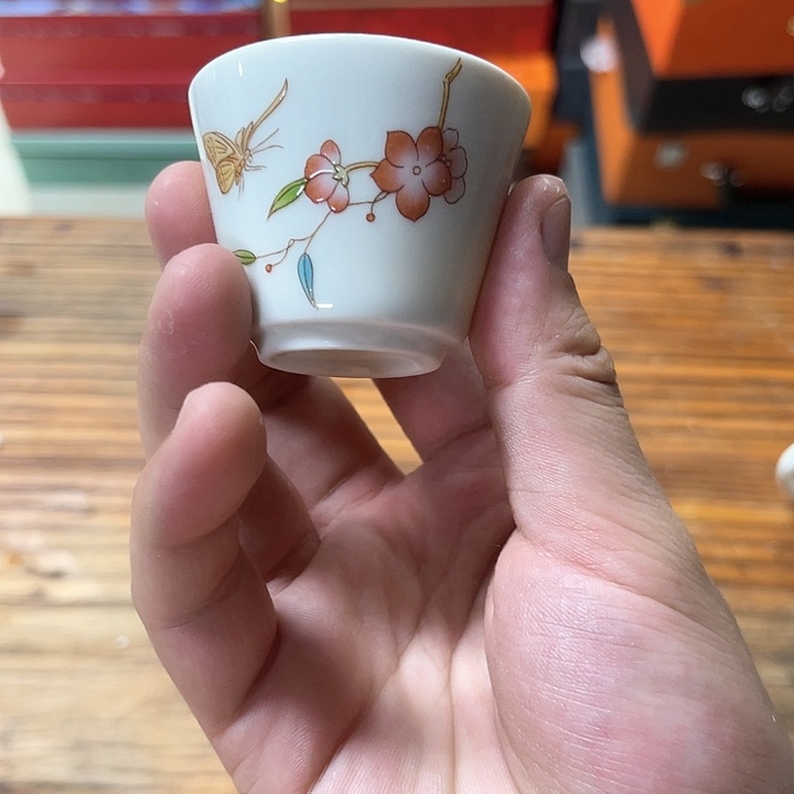 孤品茶具套装等。