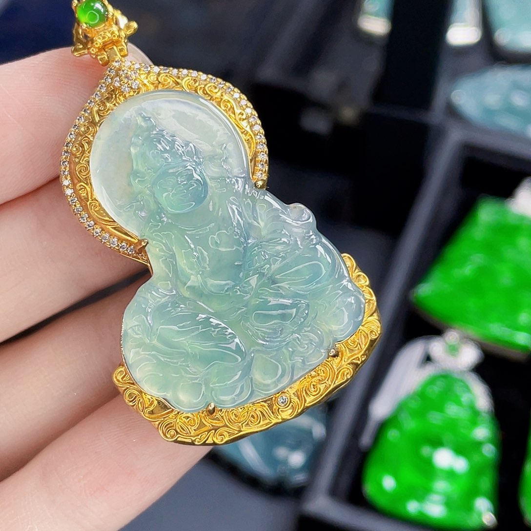 翡翠未镶嵌吊坠(不含链)