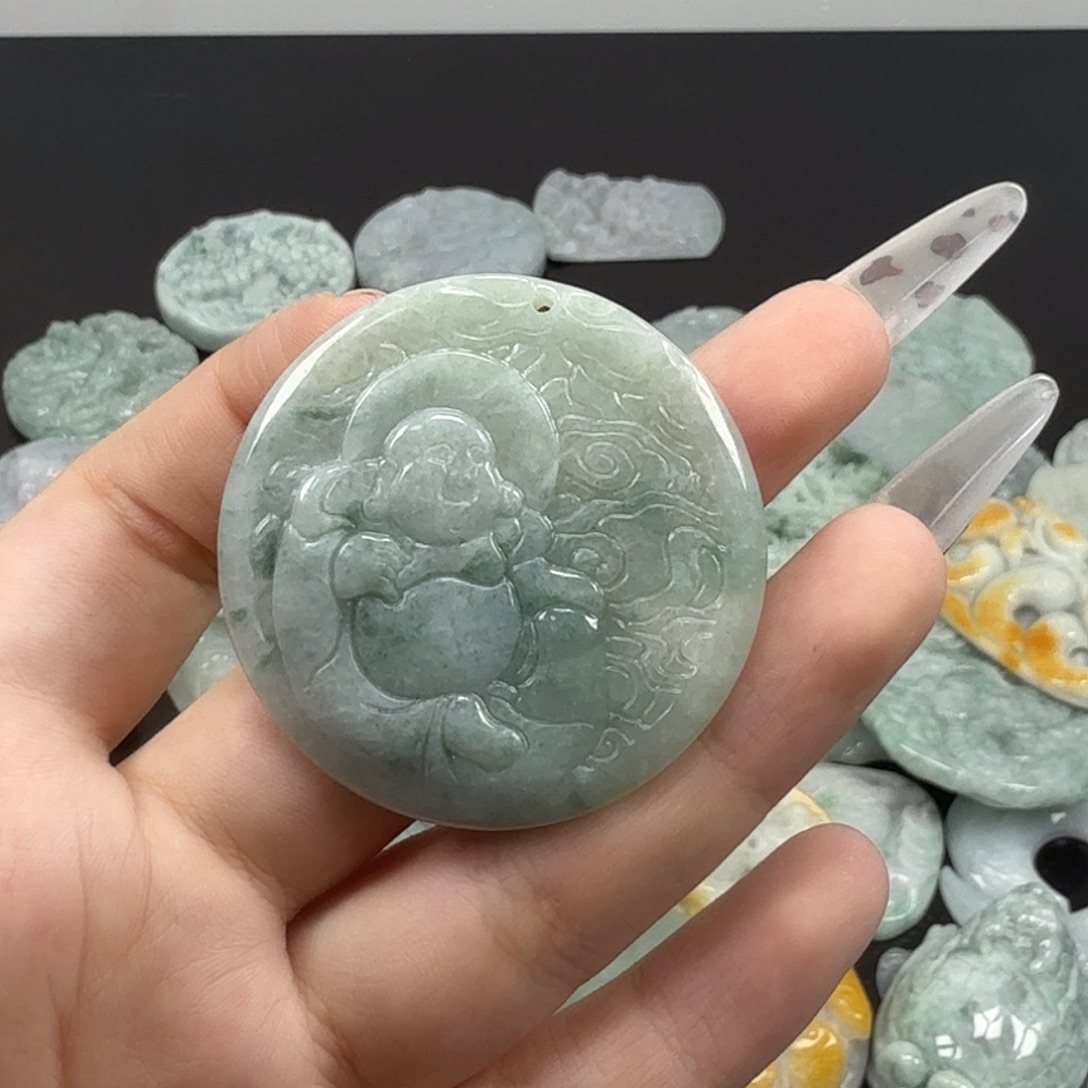 翡翠未镶嵌颈饰翡翠