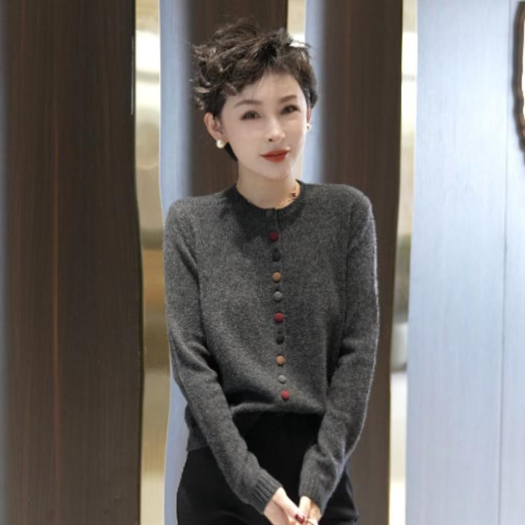 正品撤柜羊毛衫彩扣针织开衫秋冬新款加厚毛衣外套宽松长袖上衣
