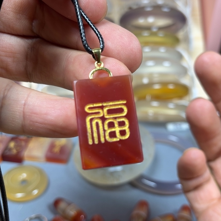 玛瑙/玉髓未镶嵌手镯