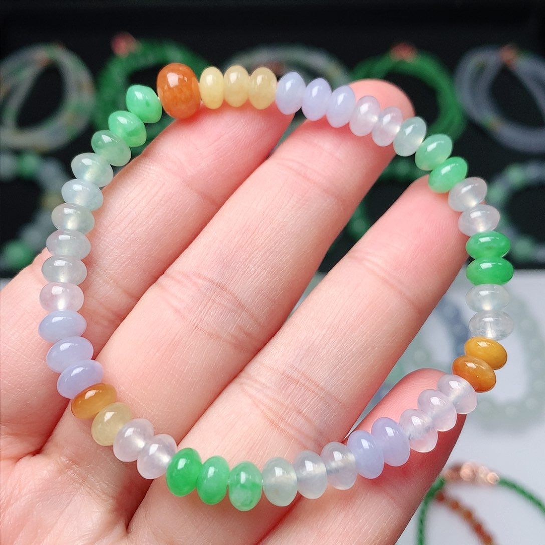 翡翠手链未镶嵌翡翠