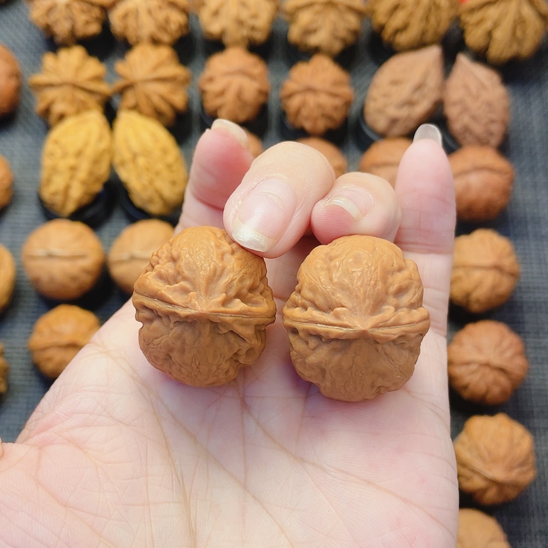 文玩核桃把件灵珠