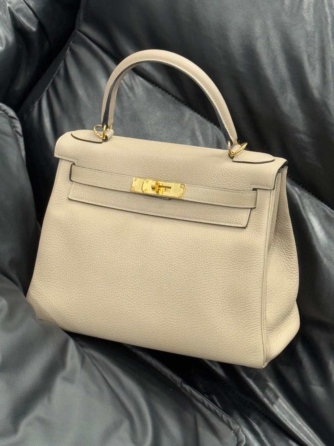 99新 Hermes/爱马仕 kelly28斑鸠灰金扣 Togo皮  C刻 盒子 尘袋 