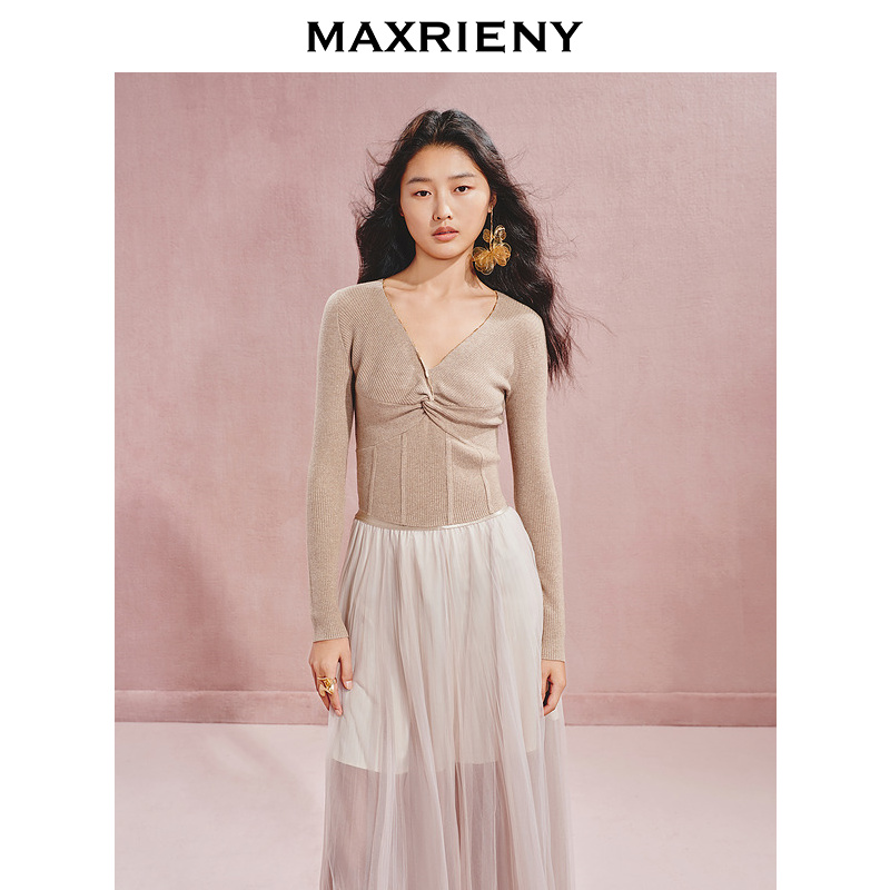 【初依专属】MAXRIENY收腰v领扭结套头毛针织上衣淡人穿搭